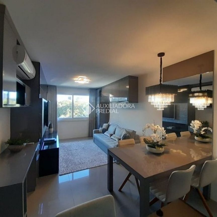 Apartamento com 1 quarto e 53m² para alugar em Três Figueiras, Porto Alegre. - Foto 1