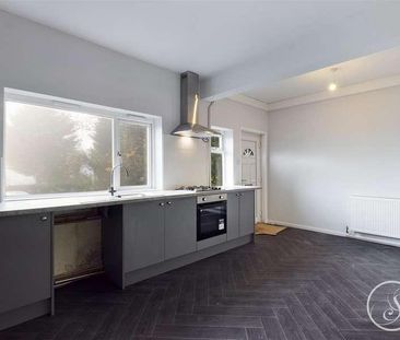 Whinbrook Crescent, Moortown, Leeds, LS17 - Photo 5