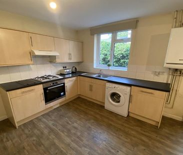 6 bedroom semi-detached house to rent - Photo 5