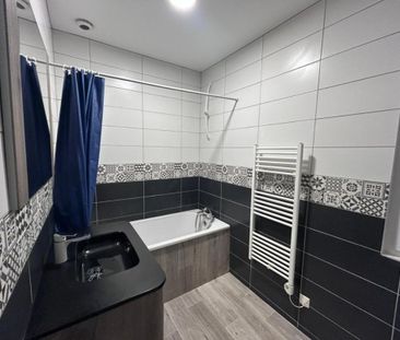 Location Appartement 3 pièces 60m² LE COTEAU 42120 - Photo 5