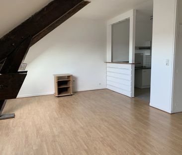 Location Appartement 2 pièces 33 m2 à Saint-Quentin - Photo 2