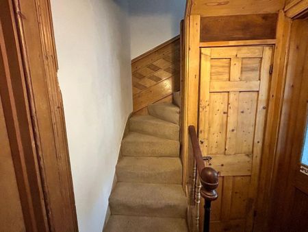 3 bedroom semi-detached house to rent - Photo 2
