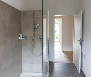 Moderne 3.5-Zimmer-Dachwohnung an ruhiger Lage in Nesslau - Foto 4