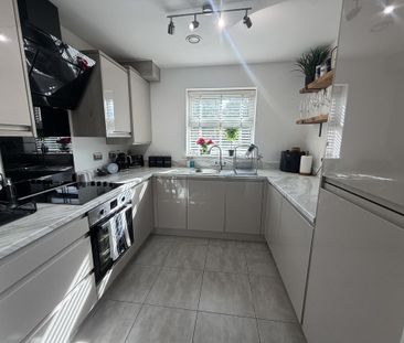 2 bedroom flat to rent - Photo 4
