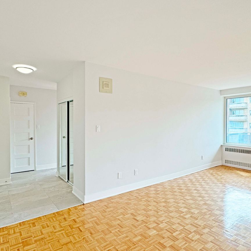 For Lease - 10 Shallmar Boulevard Unit# 407, Toronto, Ontario - Photo 1