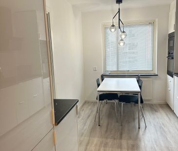 Söndagsgatan, Göteborg - Photo 1