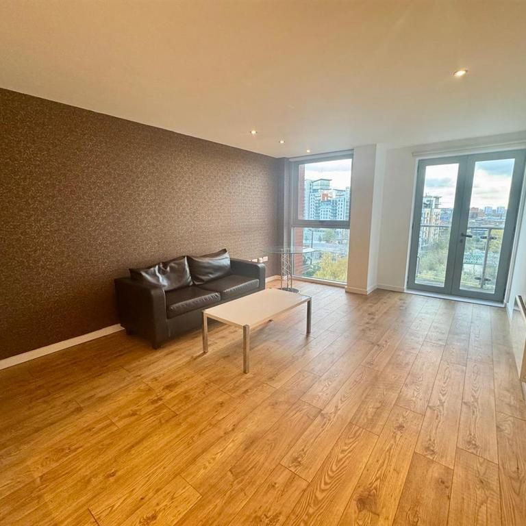 2 bedroom apartment to rent - Photo 1