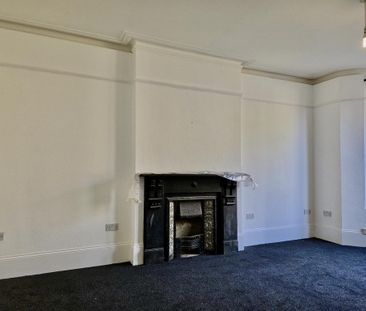 1 bedroom bedsit to rent - Photo 1