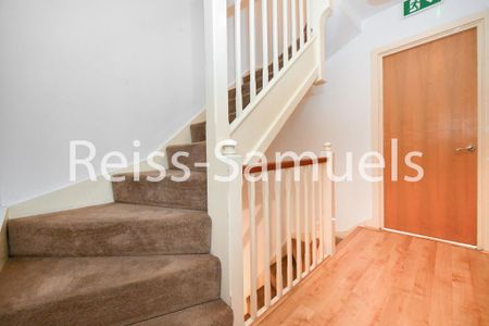 5 bedroom terraced house to rent - Photo 3