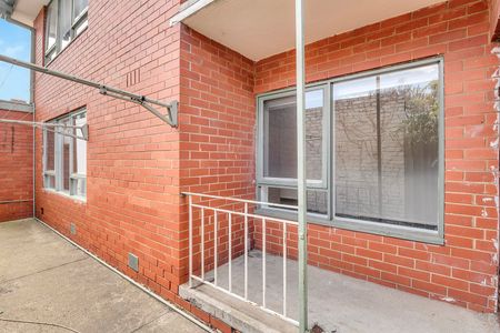 3/171 Edward Street, Brunswick VIC 3056 - Photo 5