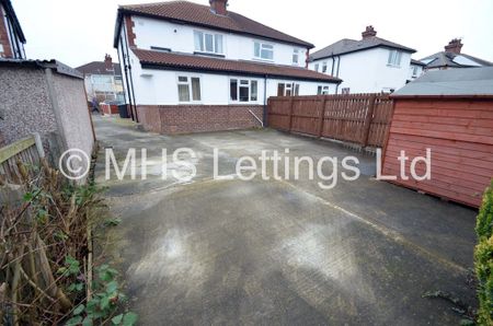 5 Bedroom Semi-Detached House for rent in Newport View - Photo 2