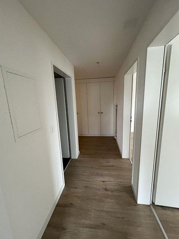 Attraktive Familienwohnung in Seenähe - Photo 3