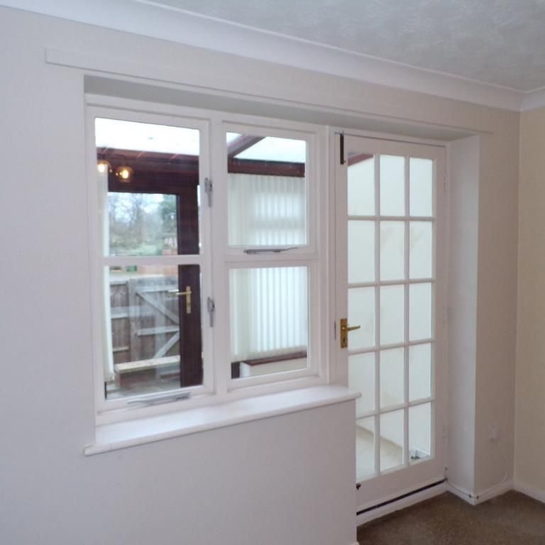 2 bedroom terraced house to rent - Photo 1