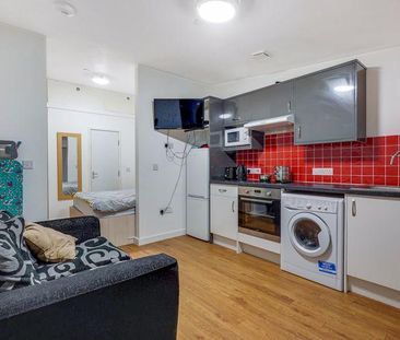 1 bedroom apartment to rent - Photo 2