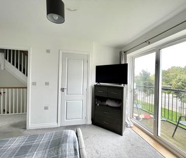 3 bedroom semi-detached house to rent - Photo 6