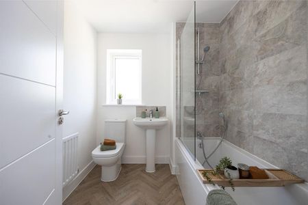 2 bedroom terraced house to rent - Photo 2