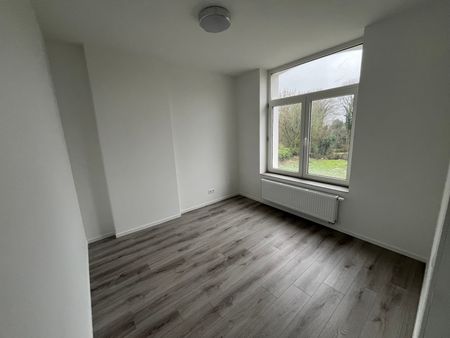 Appartement 1ch. remis à neuf à 6040 Charleroi Jumet  Loyer: 720 € - Foto 4