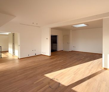 Ruime bel-etagewoning met 3 slaapkamers, tuin en garage - Photo 1