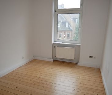 Wiesbaden"Rheingauviertel" Erstbezug nach Sanierung, 2 ZKBB -Mietwo... - Photo 2