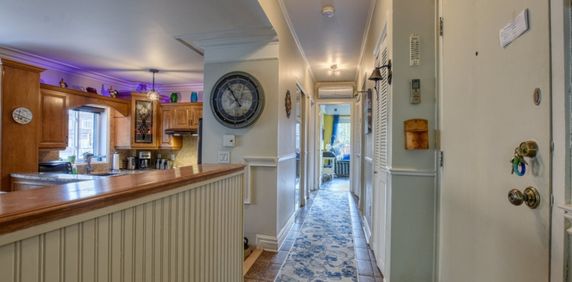 Condo à Louer - Photo 2