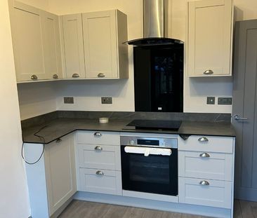 3 Bed Maisonette, Malcolm Road London, SE25 - Photo 6