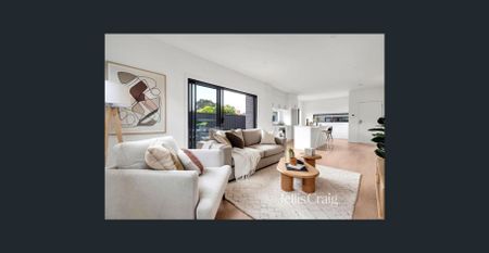 Two Bedroom Townhouse in a Boutique Block in Hadfield - Photo 2