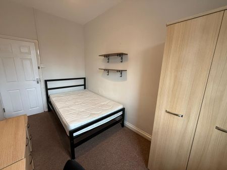 Main Avenue, Heworth - P1490 - Photo 4