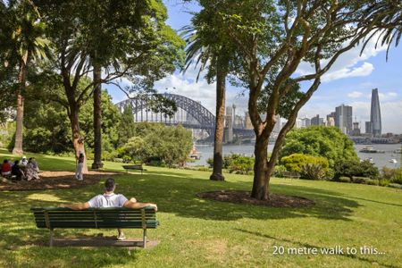 Immaculate one-bedroom apartment in excellent condition - Photo 3