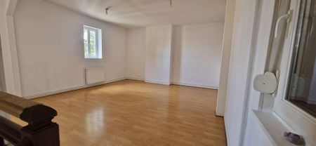 A louer : Maison T5 - 125m² - Saint-Quentin (02100) - Photo 2