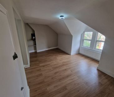 Studio Flat, Horn Lane, W3 - Photo 5