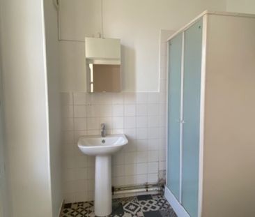 Bordeaux Gare Saint Jean T2 de 49M2 - Photo 4