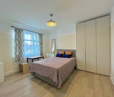 Studio Flat, Lo, W3 - Photo 3