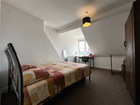 6 bedroom detached house to rent - Photo 2
