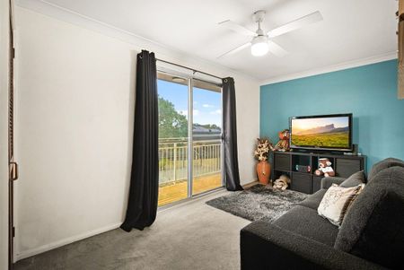 FIVE BEDROOM TWO STORY HOME WITH INGROUND POOL!!! - Photo 2