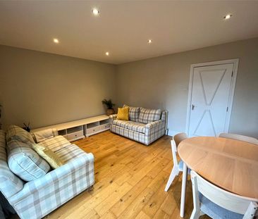 Silver Birches, 396 Parrs Wood Road, Manchester, Greater Manchester... - Photo 2