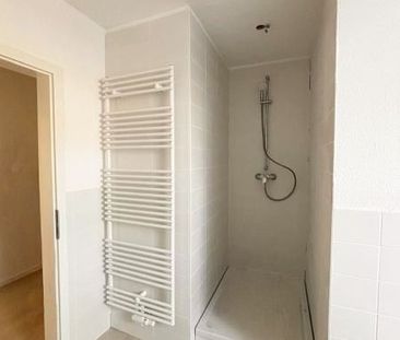 Dachgeschosswohnung ca. 102 qm zentral zum Bahnhof Zossen gelegen - Photo 3