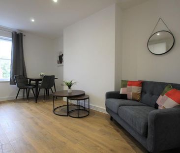 2 bedroom flat to rent - Photo 4