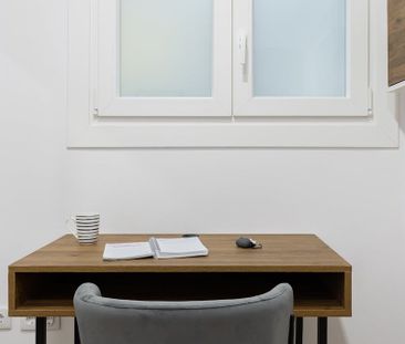 Carrer de Muntaner, Barcelona, Catalonia 08021 - Photo 5