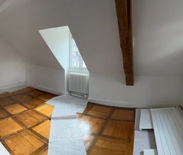 Grand appartement de 2.5 pièces dans les combles - Photo 2