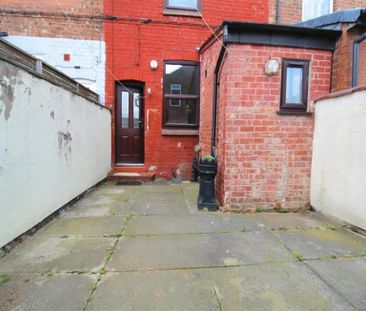 2 Bedroom Terraced To Let - Photo 4