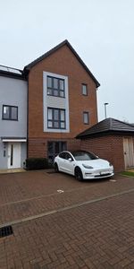 2 bedroom flat to rent - Photo 4