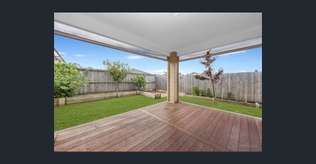 Cardinia Lakes gem made for year-round entertaining! - Photo 3