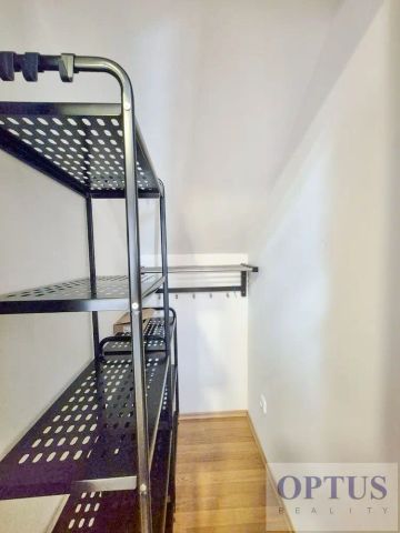 Horoměřice, ul. Politických vězňů, nadstandardní mezonetový byt 3 + k.k. + pracovna, 78 m - Fotografie 2