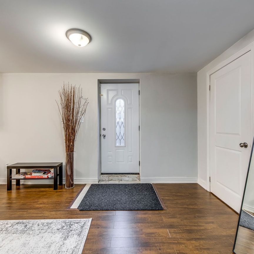 For Lease - 56 Barberry Crescent Unit# Lower, Richmond Hill, Ontario - Photo 1