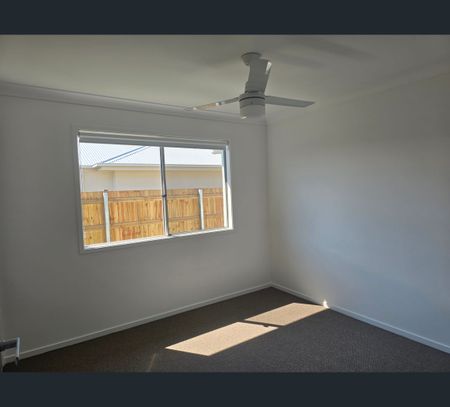 24 Stardust Crescent, Burrum Heads, Qld 4659 - Photo 4