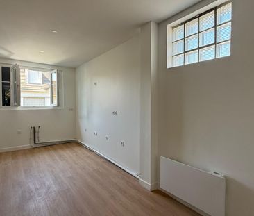 Location Maison 5 pièces 110m² - Photo 2