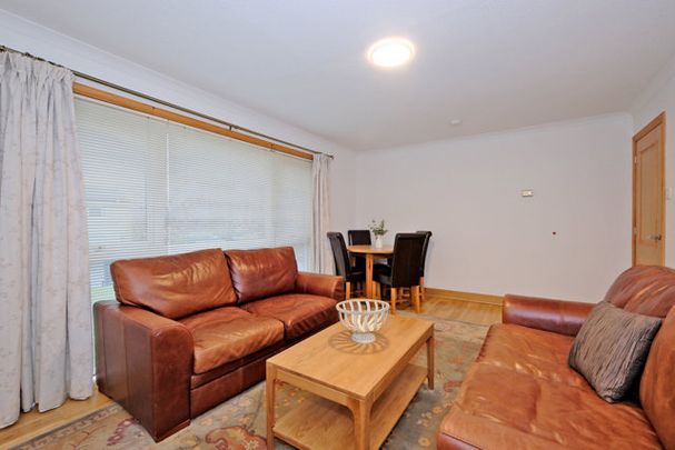 1 Cairn Park, AB15 9TG, Aberdeen - Photo 1