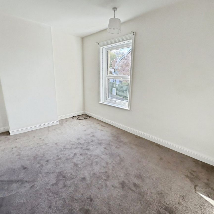 Vine Street, Cleckheaton, West Yorkshire, BD19 - Photo 1