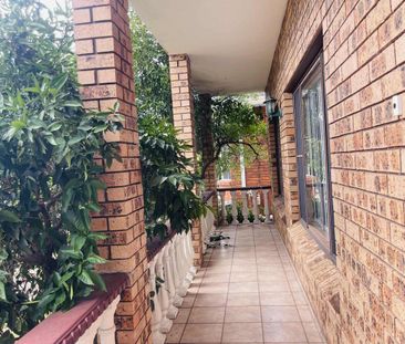 Modern four-bedroom family home for rent in the sought-after suburb... - Photo 4