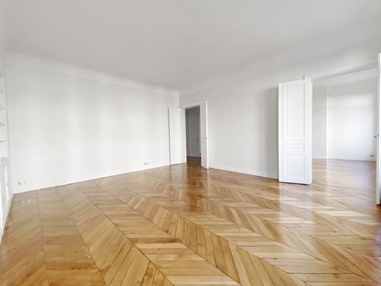 Rental Apartment Paris 8th - Photo 1